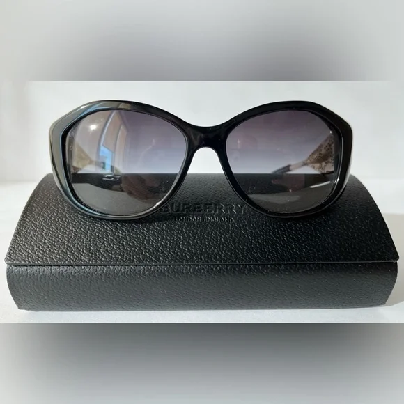 Burberry | Accessories | Burberry 428q Sunglasses Black 